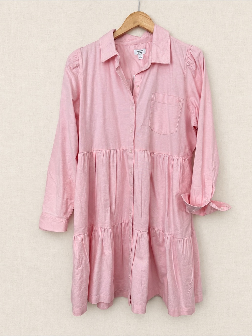crown & ivy Light Pink Button-Front Tiered Dress